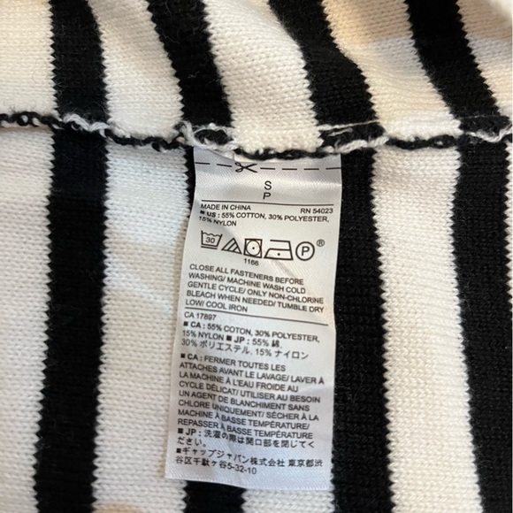 Banana Republic striped sweater with satin bow on the back of the neck. Size S - Picture 7 of 7